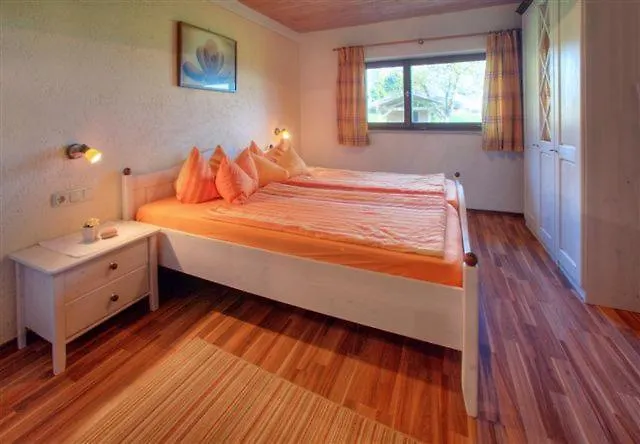 Haus Klinger * Seeon-Seebruck